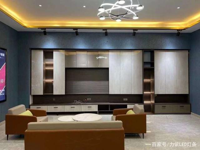 燈帶=過(guò)時(shí)？這些用途會(huì)讓你改變看法